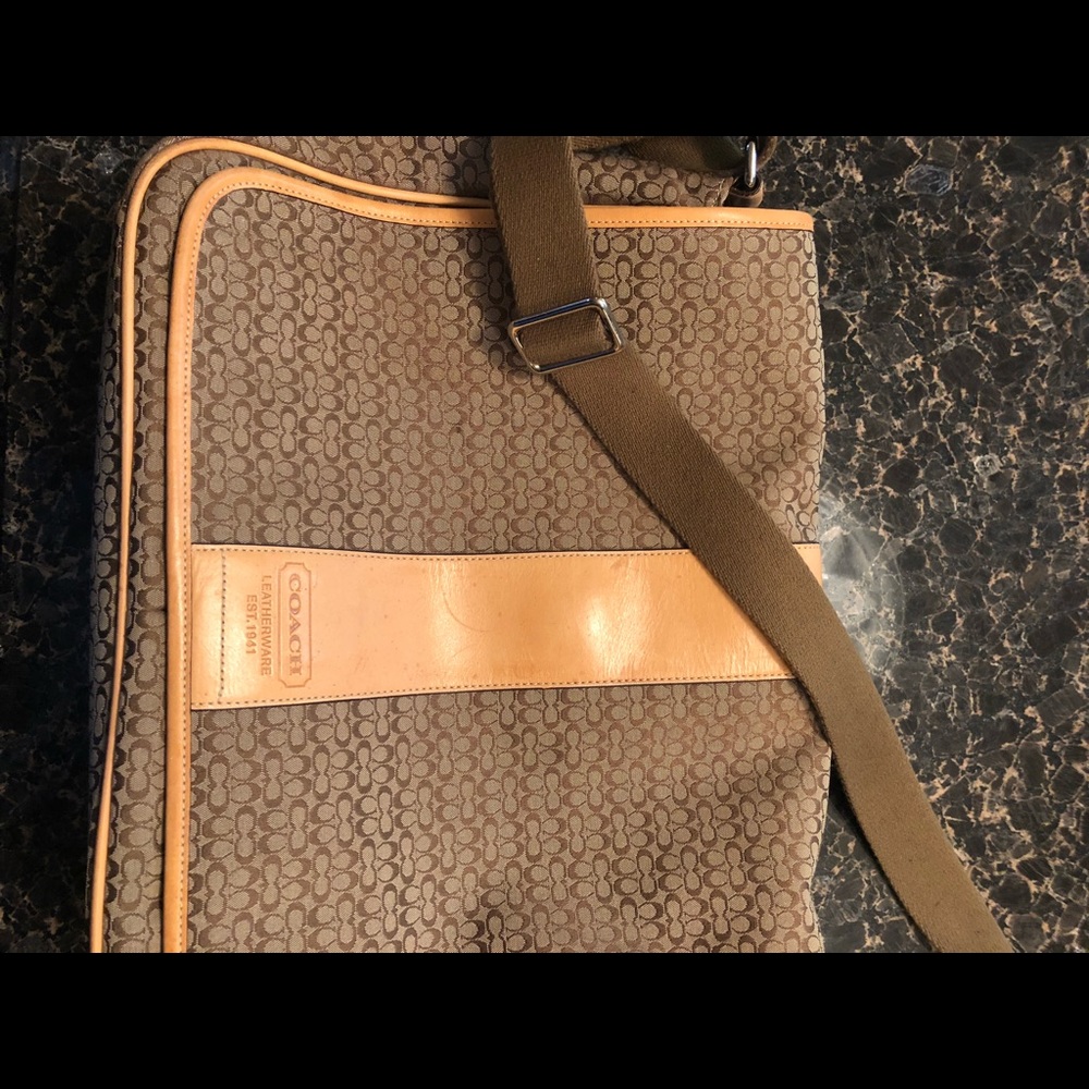 Authentic Coach Messenger Bag